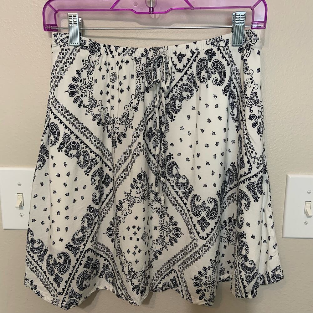 She and Sky women's Medium Mini Skirt Gauzy Light